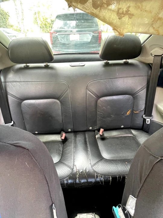 2004 Volkswagen New Beetle - Image 11 of 11