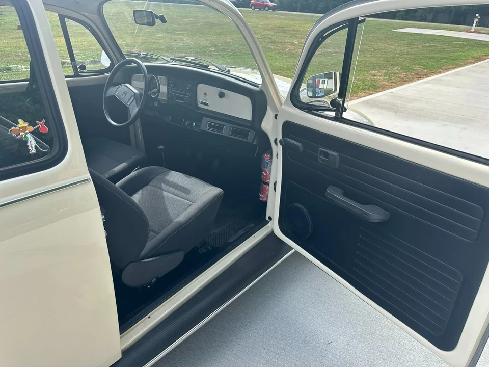 2004 Volkswagen New Beetle - Image 3 of 13