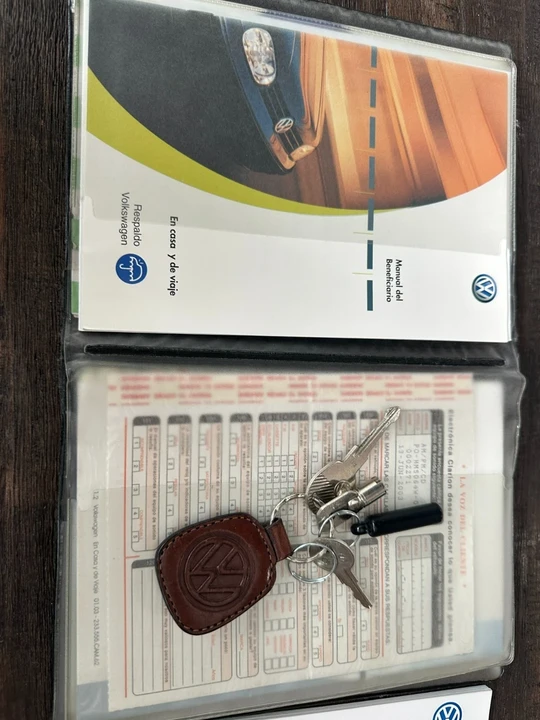 2004 Volkswagen New Beetle - Image 2 of 13