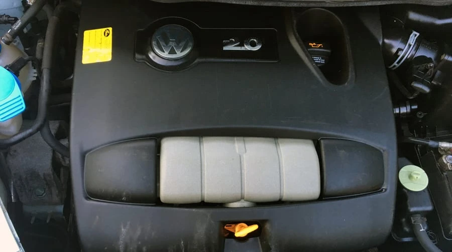 2004 Volkswagen New Beetle - Image 8 of 10