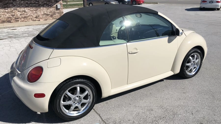 2004 Volkswagen New Beetle - Image 11 of 11