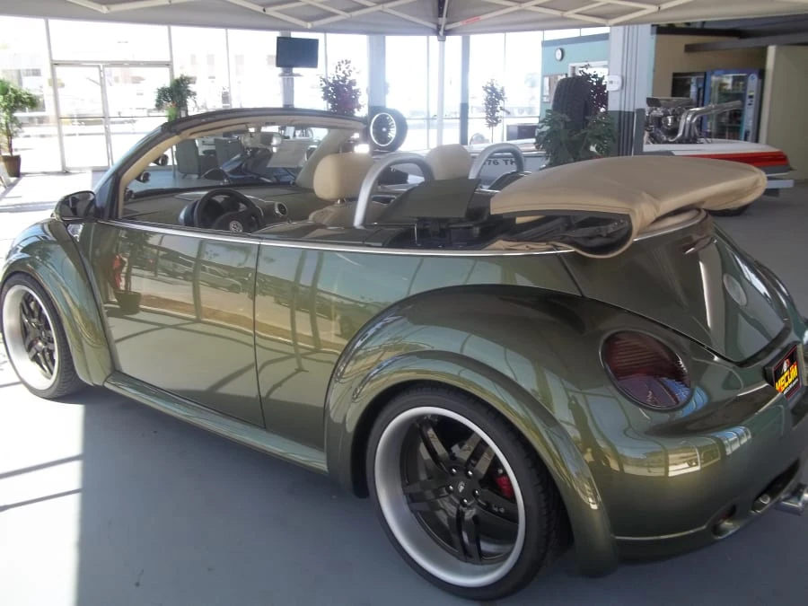 2004 Volkswagen New Beetle - Image 2 of 8