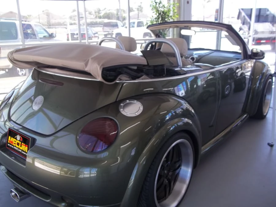 2004 Volkswagen New Beetle - Image 8 of 8