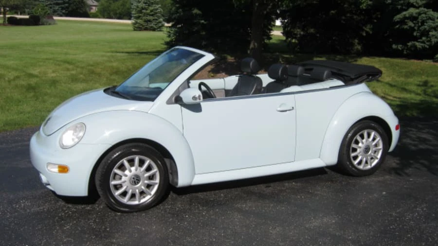2004 Volkswagen New Beetle - Image 2 of 8