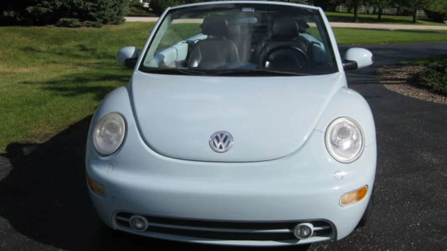 2004 Volkswagen New Beetle - Image 7 of 8