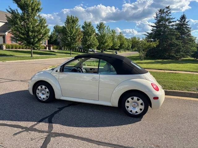 2004 Volkswagen New Beetle - Image 6 of 13