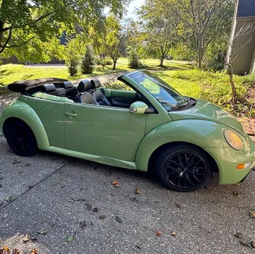 2004 Volkswagen Beetle GL Convertible