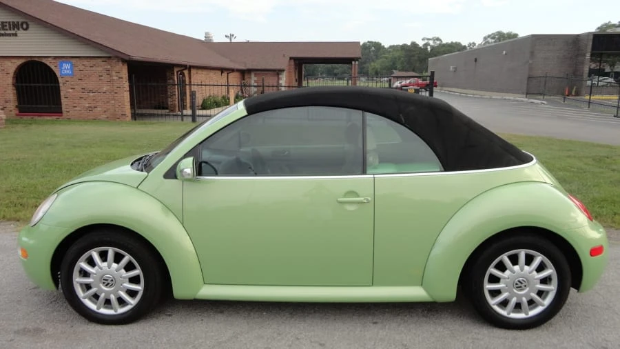 2004 Volkswagen New Beetle - Image 3 of 8