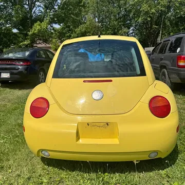 2004 Volkswagen Beetle