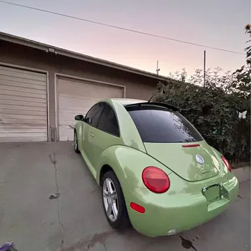 2004 Volkswagen Beetle