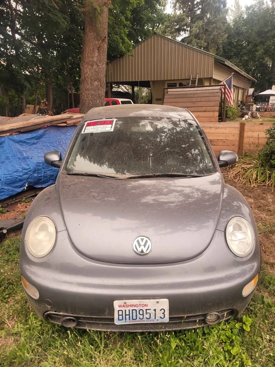 2004 Volkswagen New Beetle - Image 4 of 5