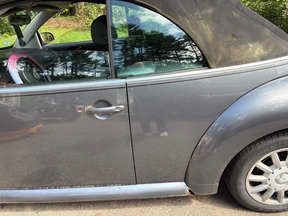 2004 Volkswagen New Beetle - Image 6 of 8