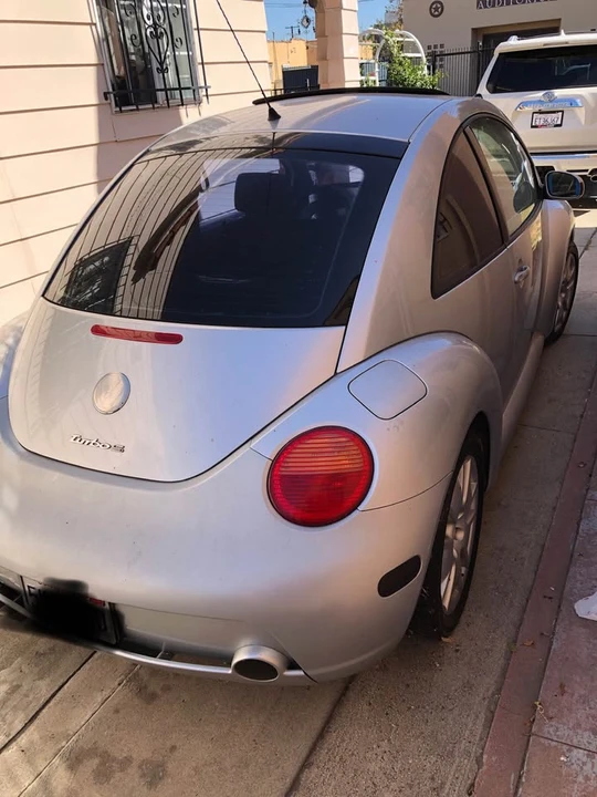 2004 Volkswagen New Beetle - Image 3 of 16