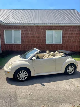 2004 Volkswagen Beetle