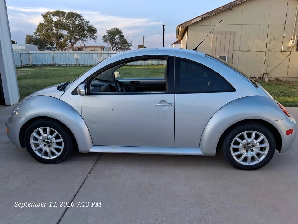 2004 Volkswagen New Beetle - Image 3 of 20