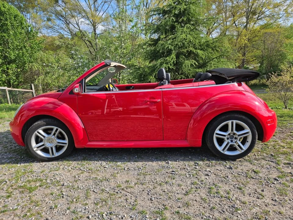 2004 Volkswagen New Beetle - Image 6 of 6