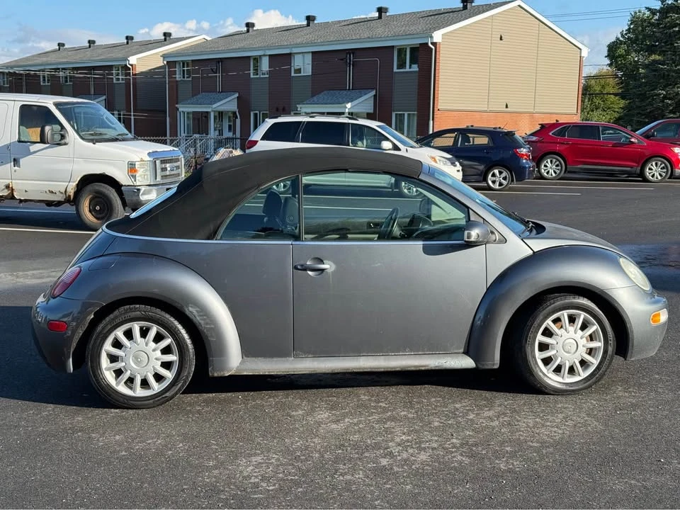 2004 Volkswagen New Beetle - Image 7 of 19