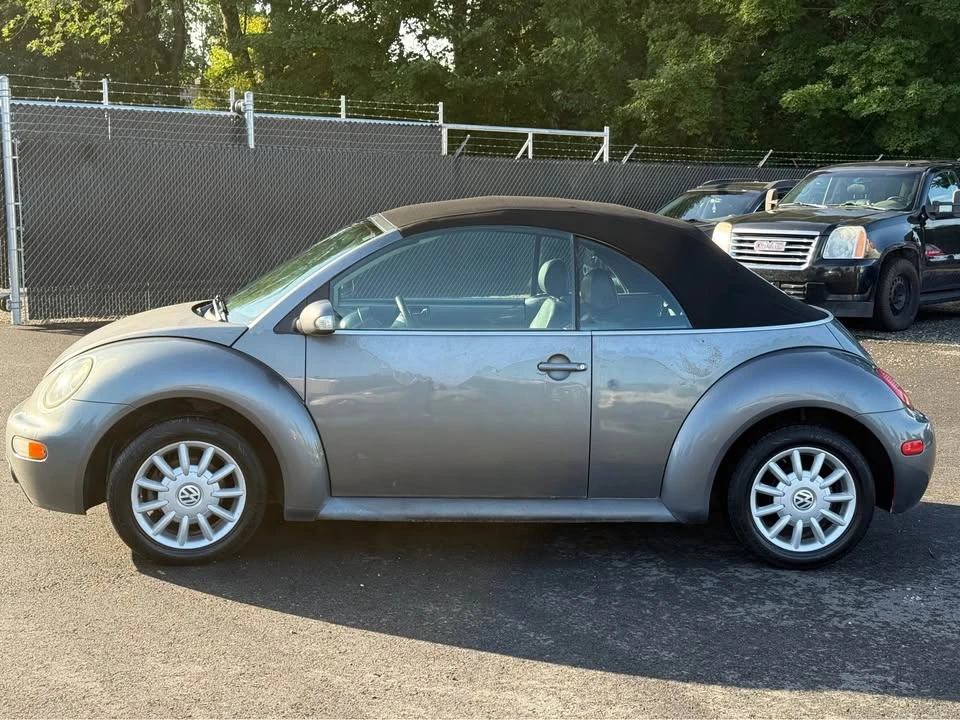 2004 Volkswagen New Beetle - Image 4 of 19