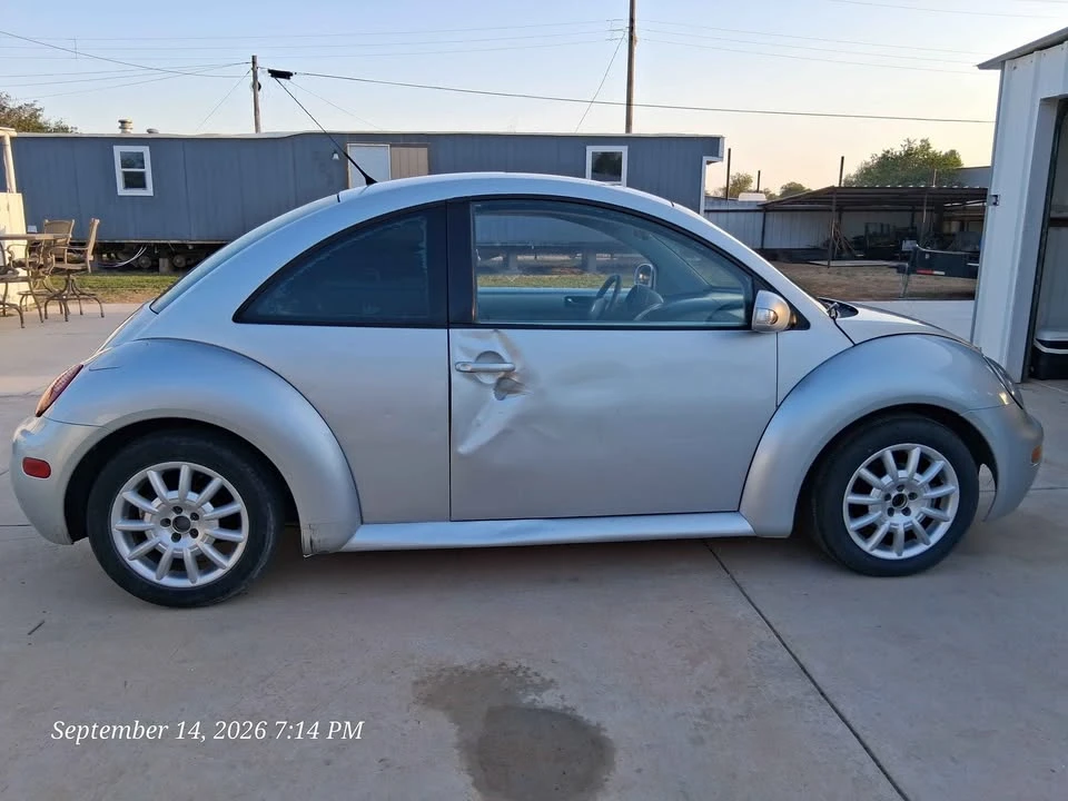 2004 Volkswagen New Beetle - Image 7 of 20