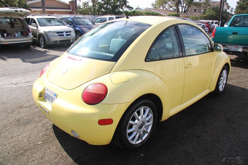 2004 Volkswagen New Beetle - Image 6 of 21