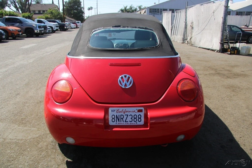 2004 Volkswagen New Beetle - Image 6 of 21