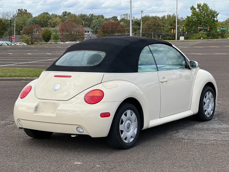2004 Volkswagen New Beetle - Image 11 of 21