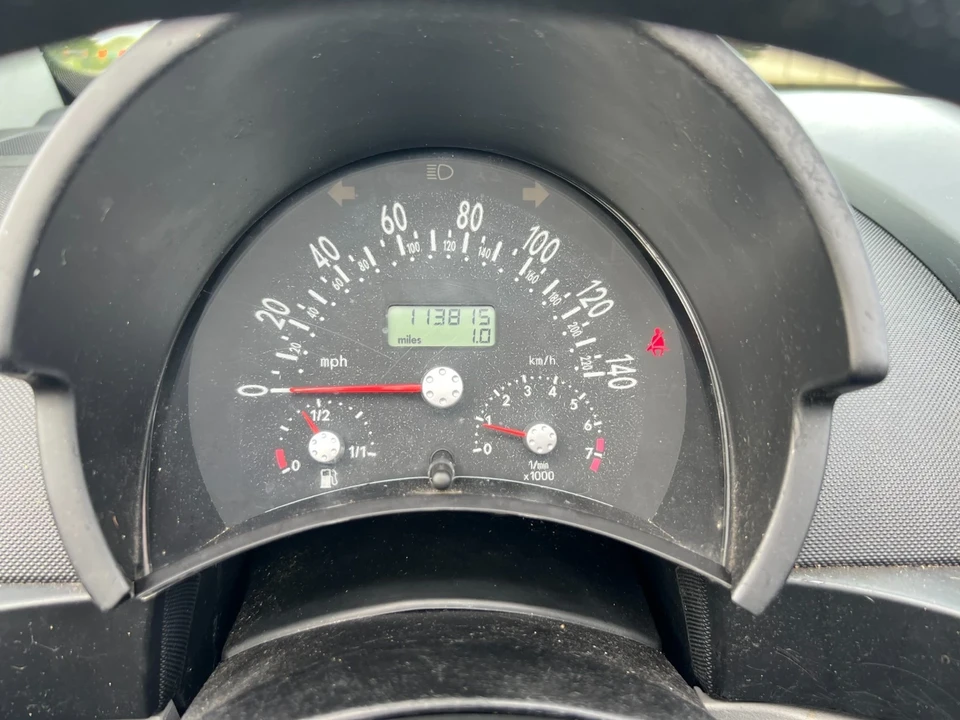 2004 Volkswagen New Beetle - Image 17 of 21