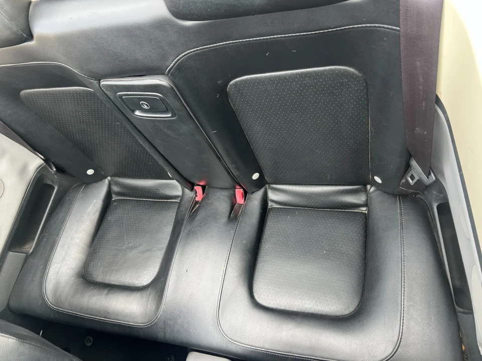2004 Volkswagen New Beetle - Image 15 of 21