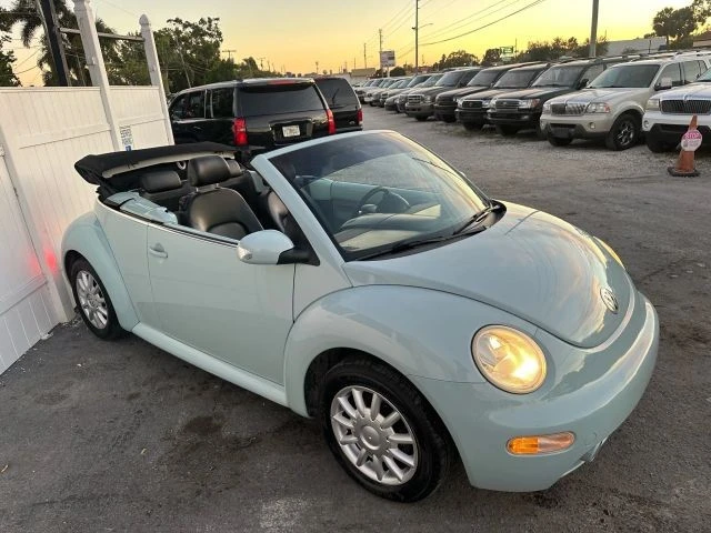 2004 Volkswagen New Beetle - Image 5 of 12
