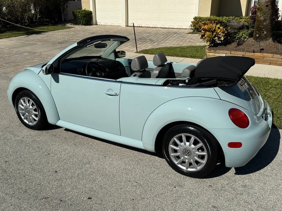 2004 Volkswagen New Beetle - Image 12 of 21