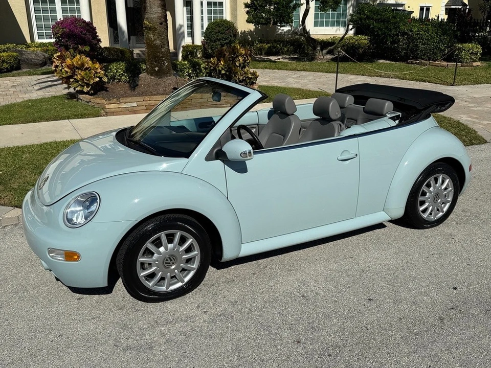 2004 Volkswagen New Beetle - Image 11 of 21