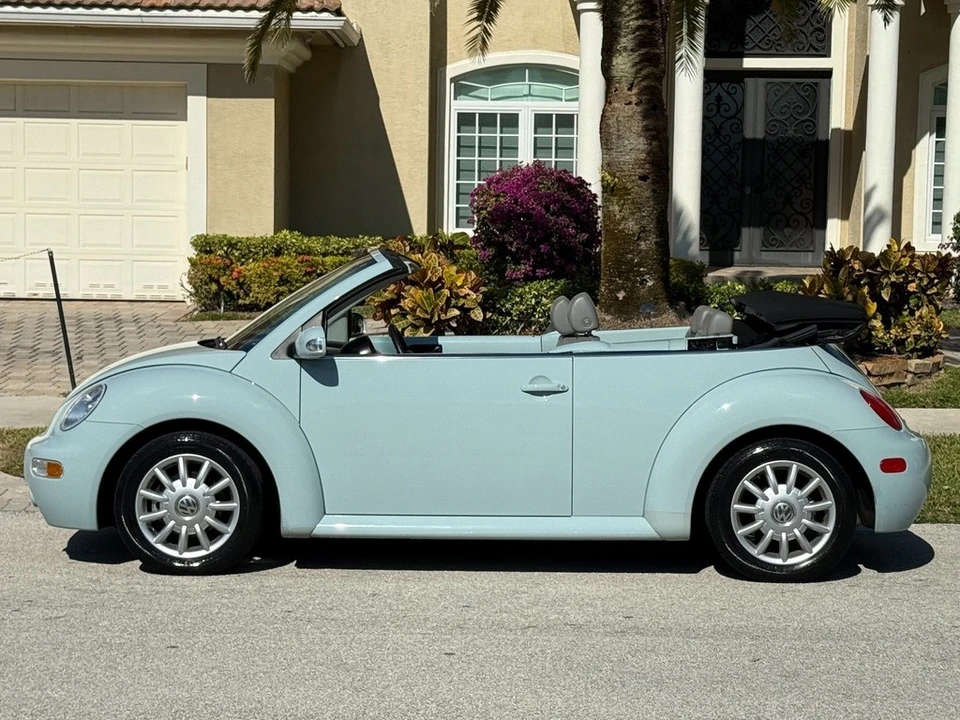 2004 Volkswagen New Beetle - Image 10 of 21