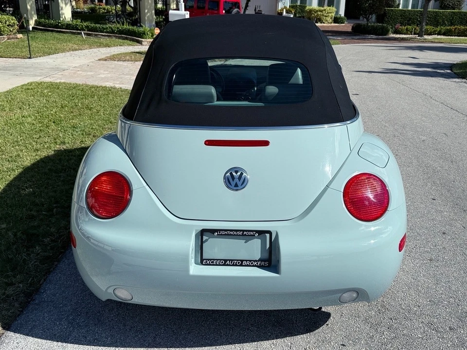 2004 Volkswagen New Beetle - Image 8 of 21