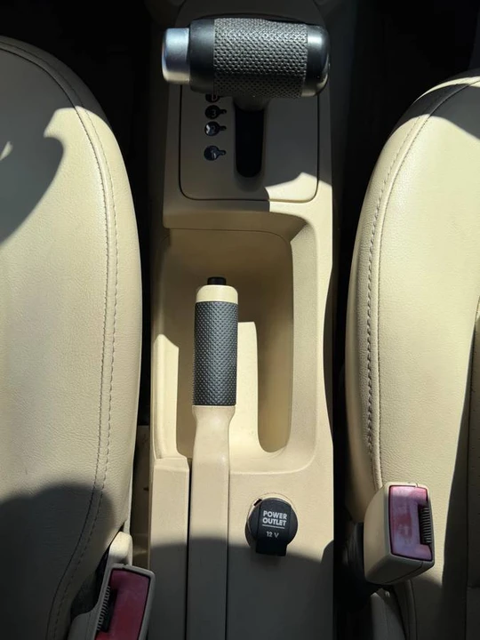 2004 Volkswagen New Beetle - Image 19 of 22