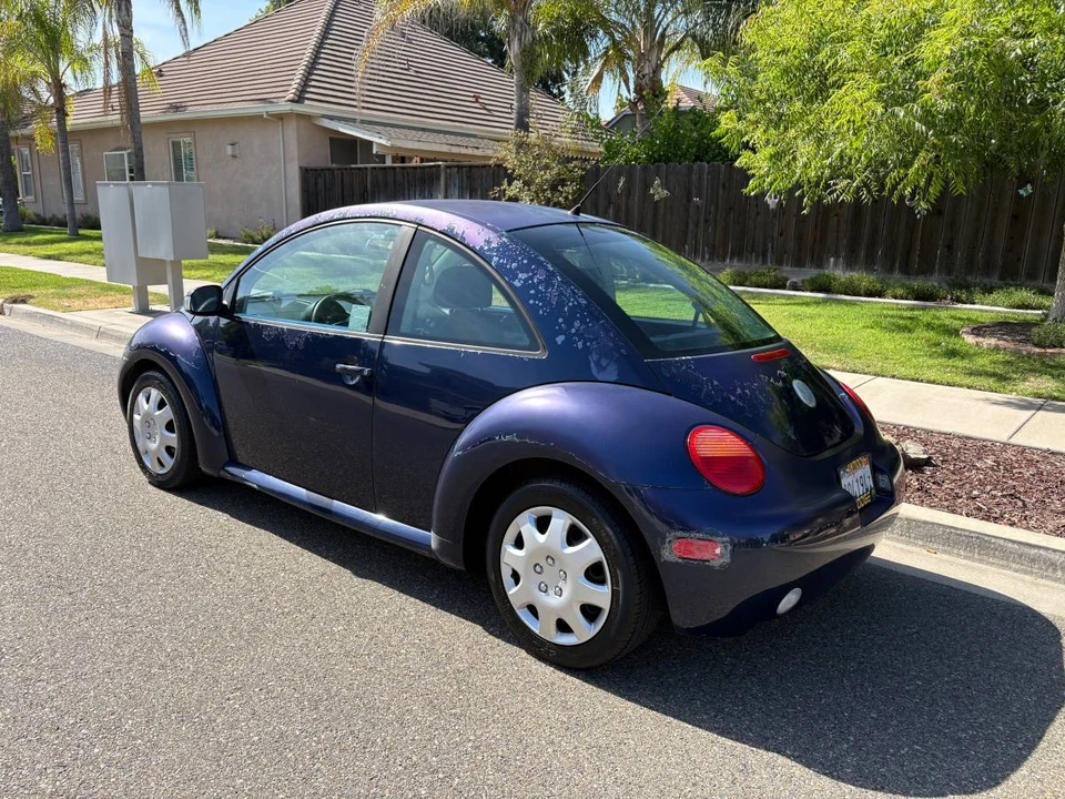 2004 Volkswagen New Beetle - Image 3 of 16