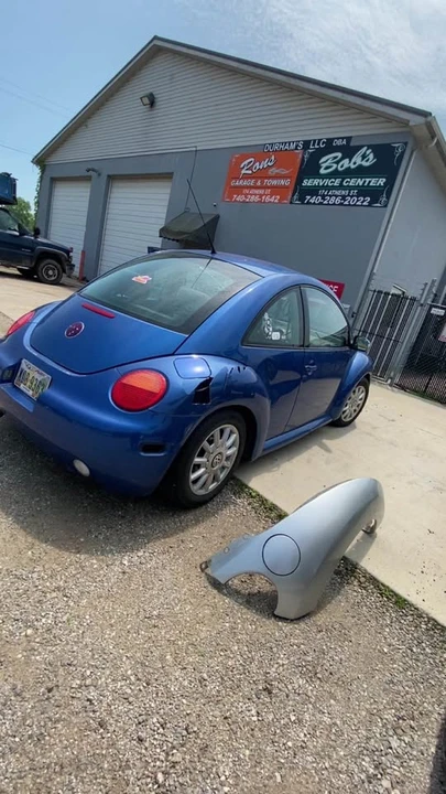 2004 Volkswagen New Beetle - Image 2 of 5