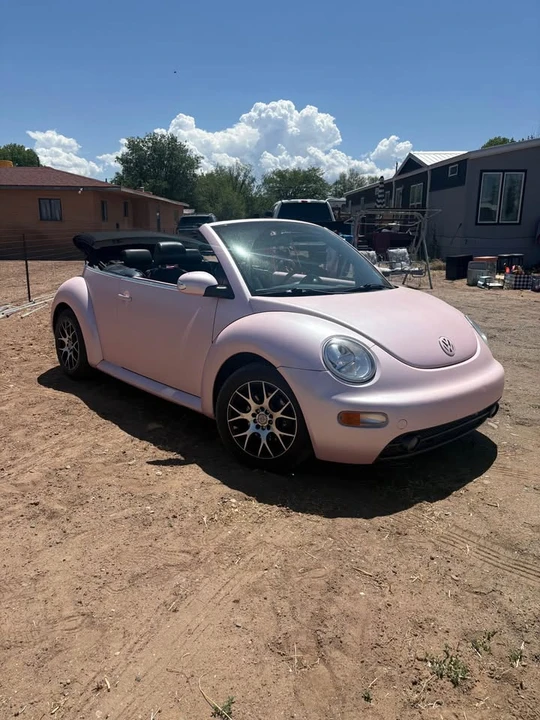 2004 Volkswagen New Beetle - Image 7 of 8
