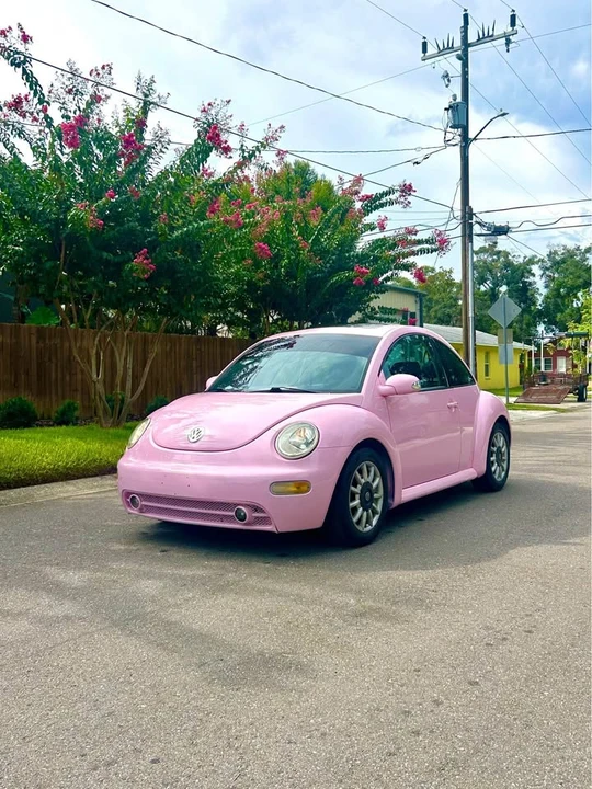 2004 Volkswagen New Beetle - Image 2 of 17