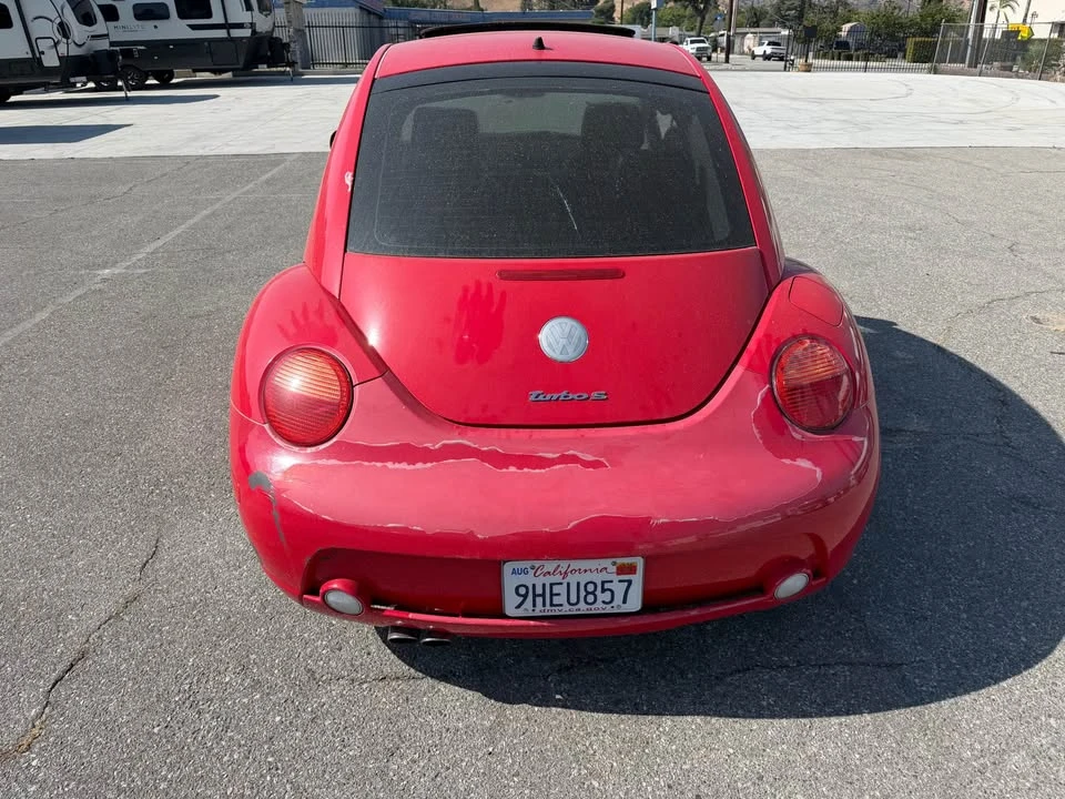 2004 Volkswagen New Beetle - Image 7 of 10