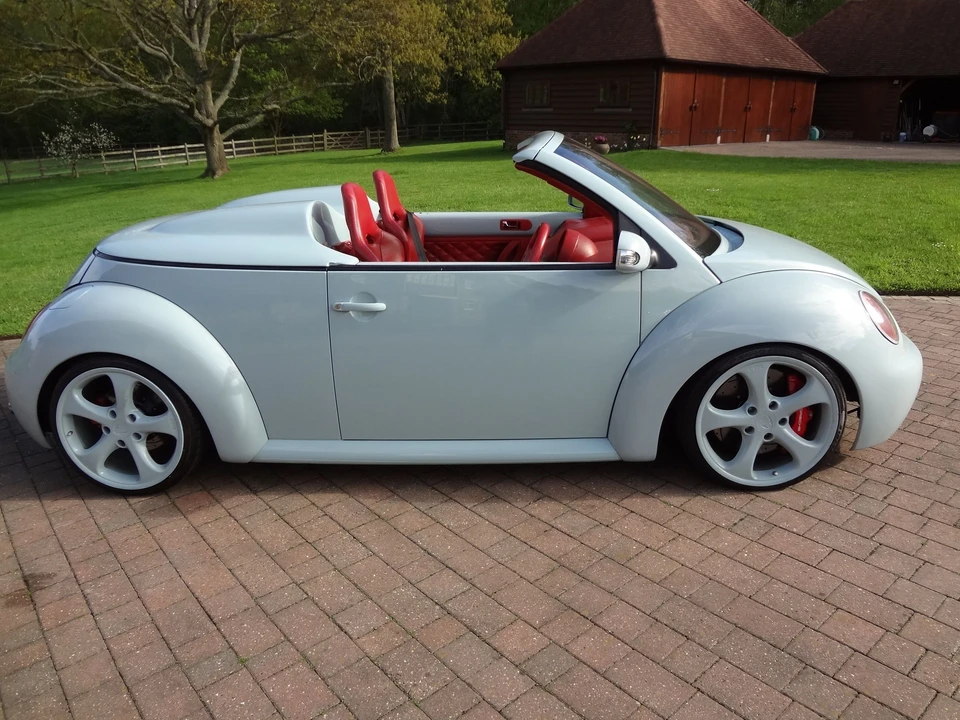 2004 Volkswagen New Beetle - Image 4 of 8