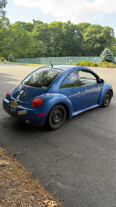 2004 Volkswagen New Beetle - Image 3 of 7
