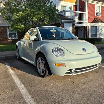 2004 Volkswagen Beetle Turbo Convertible 2D