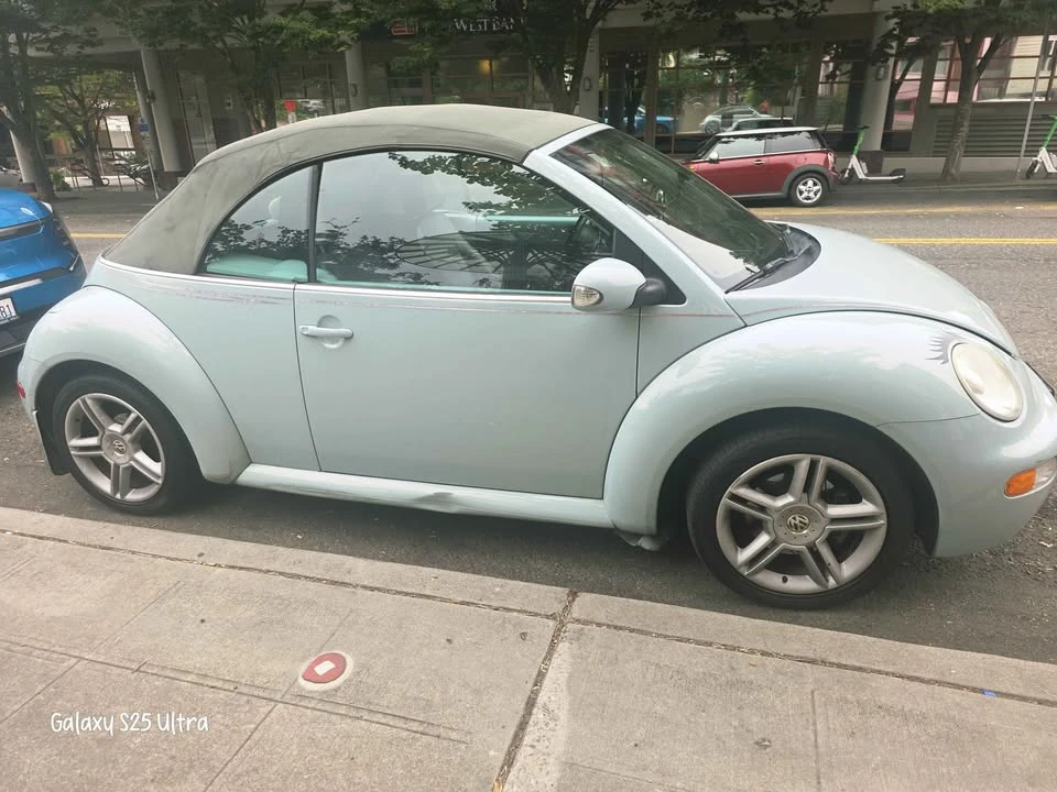 2004 Volkswagen New Beetle - Image 3 of 3