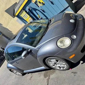 2004 Volkswagen Beetle Turbo Hatchback 2D