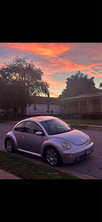 2004 Volkswagen New Beetle - Image 3 of 3