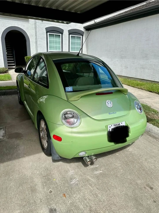 2004 Volkswagen New Beetle - Image 4 of 6