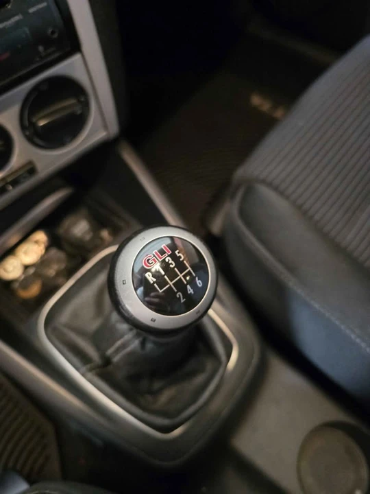 2004 Volkswagen A4 Jetta - Image 9 of 13