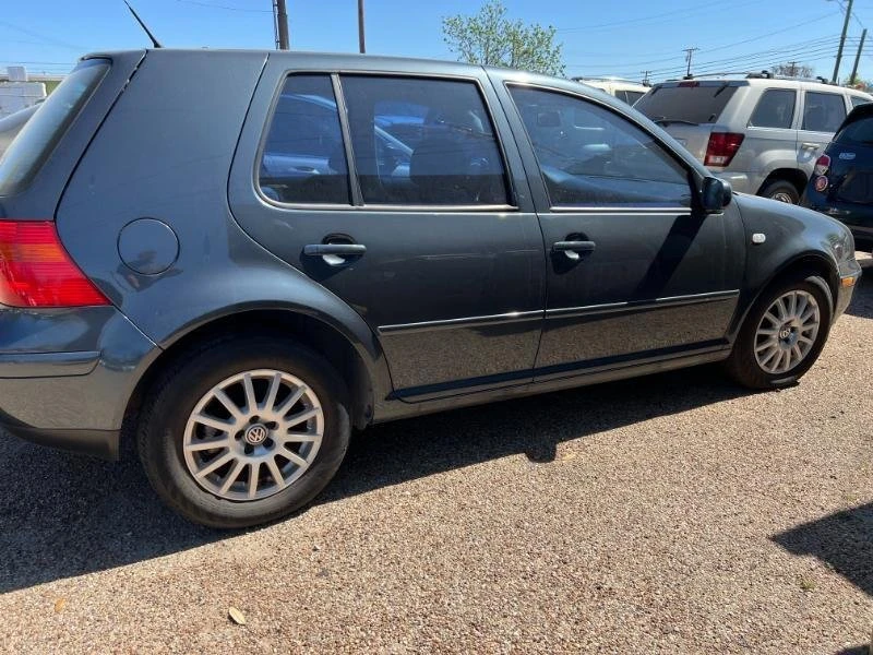 2004 Volkswagen Golf - Image 2 of 4