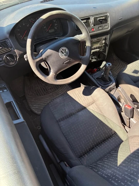 2004 Volkswagen Golf Mk4 - Image 2 of 12