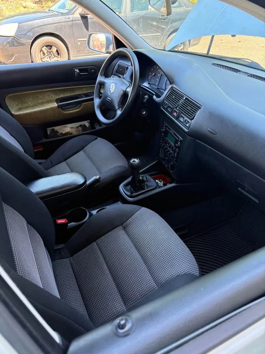 2004 Volkswagen Golf Mk4 - Image 5 of 8